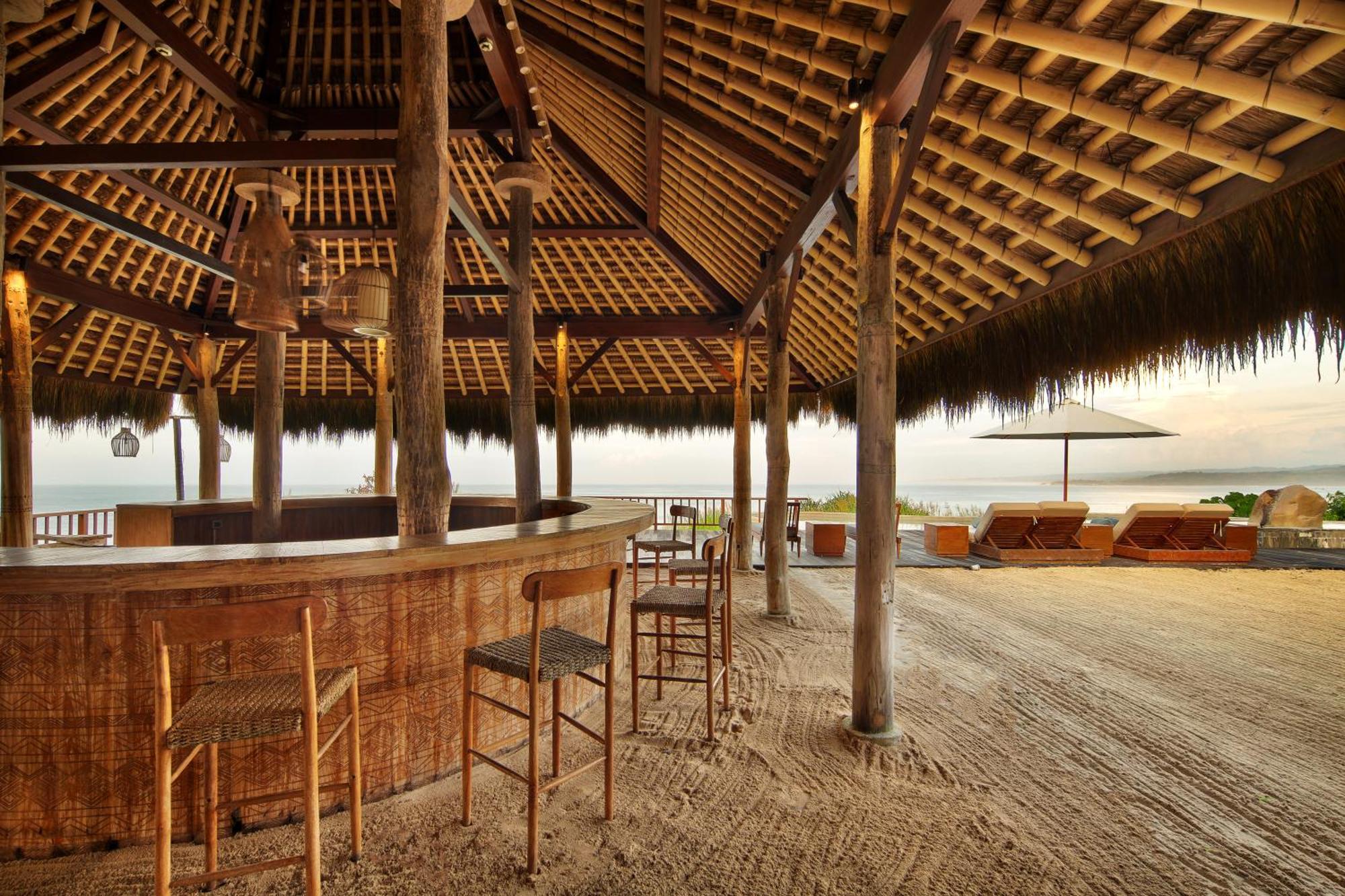 Lelewatu Resort Sumba Watukarere Exterior photo