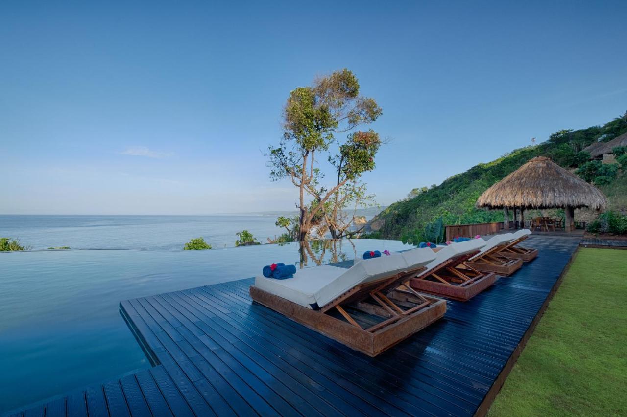 Lelewatu Resort Sumba Watukarere Exterior photo